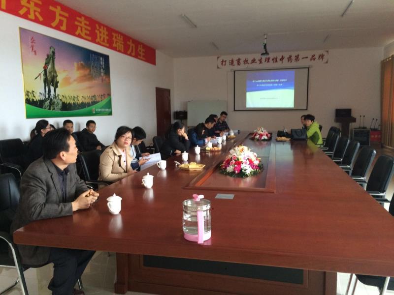 本报讯   4月13日,潍坊市环评验收专家组与昌乐县环保局相关
